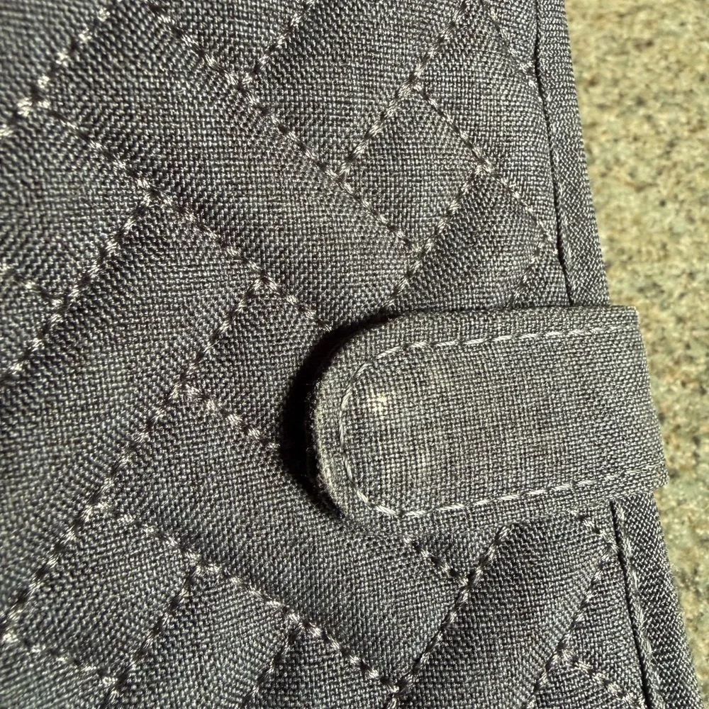 Lug Wallet - Picture 2 of 7
